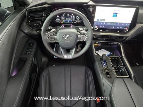 New 2025 Lexus TX 500h AWD image 12