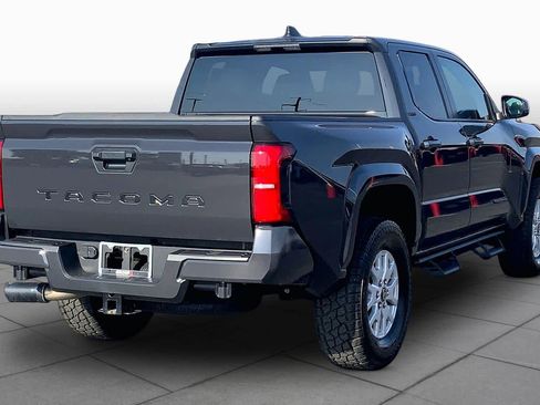 Used 2025 Toyota Tacoma SR5 RWD image 13