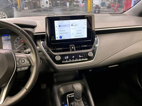 Used 2024 Toyota Corolla SE FWD image 5