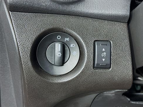 Used 2014 Ford Fiesta SE FWD image 10