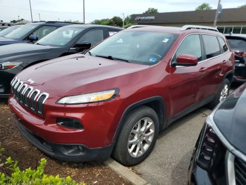 Used 2014 Jeep Cherokee Latitude FWD image 1