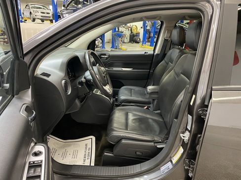 Used 2017 Jeep Compass High Altitude image 18