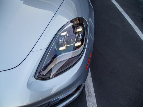Certified 2023 Porsche Panamera RWD image 13