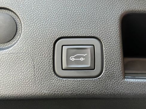 Used 2026 Chevrolet Equinox RS w/ Convenience Package III FWD image 37