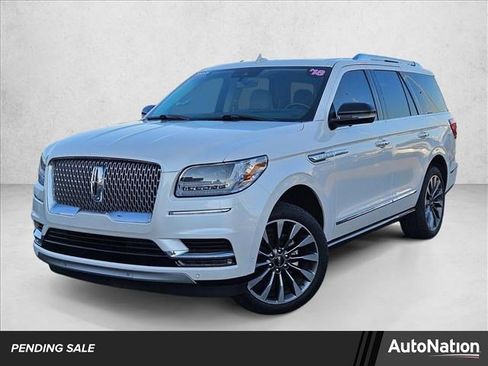 Used 2018 Lincoln Navigator Select w/ Technology Package image 1
