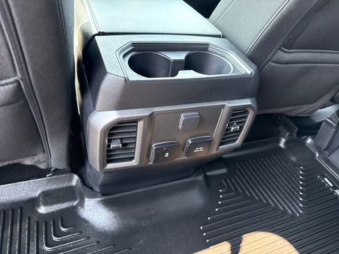 Used 2020 Ford F150 XLT w/ Equipment Group 302A Luxury AWD/4WD image 29