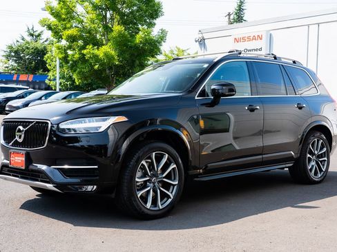 Used 2019 Volvo XC90 T6 Momentum w/ Advanced Package AWD/4WD image 3