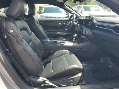 Used 2024 Ford Mustang Premium RWD image 21