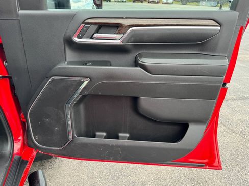 Used 2024 GMC Sierra 2500 SLE image 31