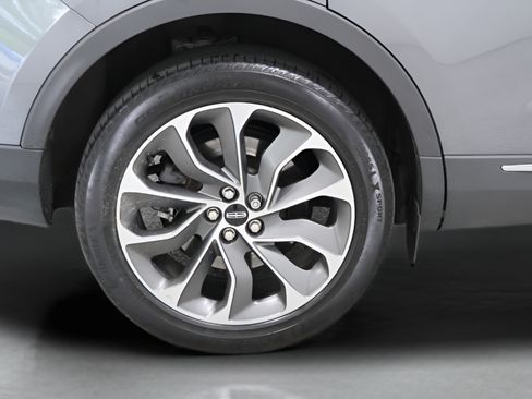 Used 2023 Lincoln Nautilus Reserve w/ Equipment Group 201A AWD/4WD image 37