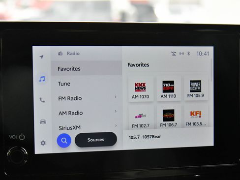 Used 2024 Toyota Corolla SE w/ SE Package image 23