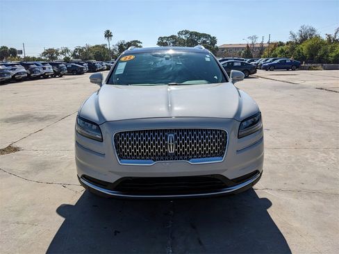 Used 2022 Lincoln Nautilus Reserve image 4