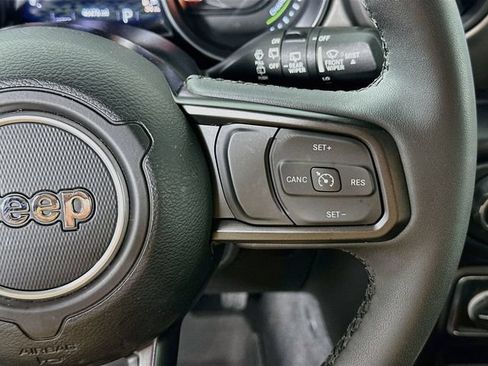 Used 2023 Jeep Wrangler Unlimited w/ Cold Weather Group AWD/4WD image 22