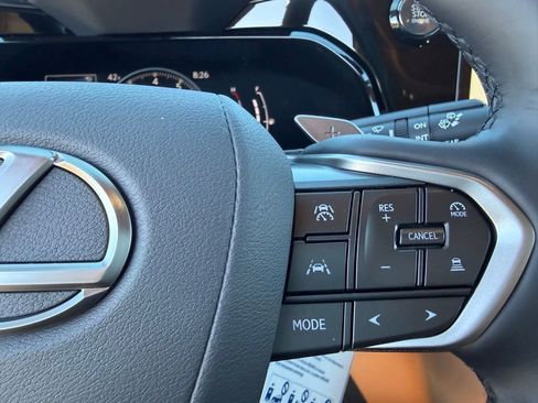 Used 2026 Lexus NX 350 AWD w/ Premium Package image 18