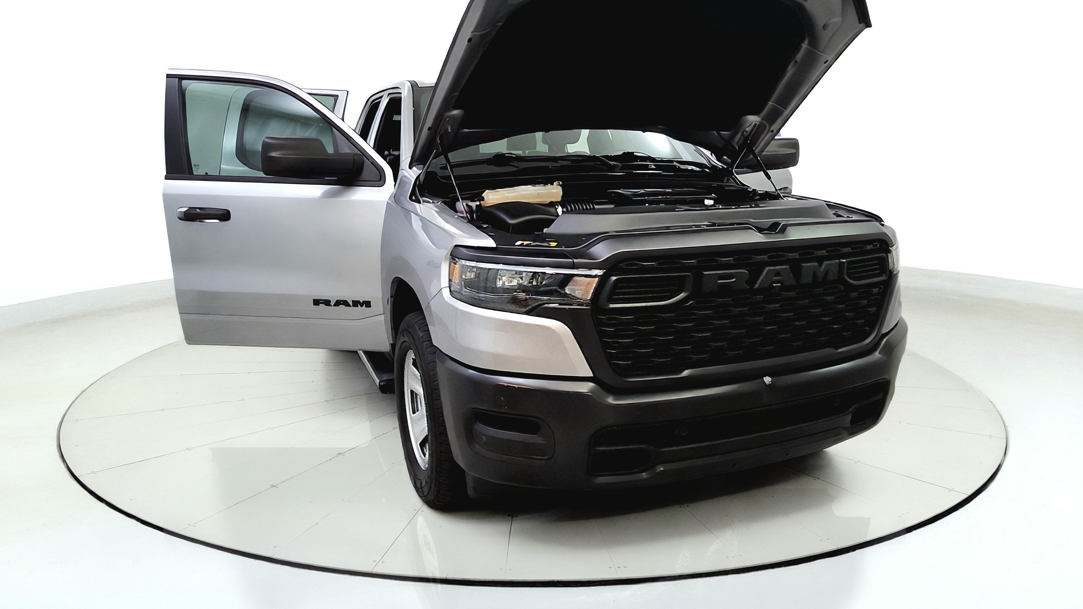 Used 2025 RAM 1500 Tradesman AWD/4WD image 9