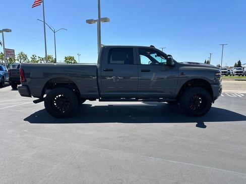 New 2026 RAM 2500 Tradesman AWD/4WD image 6