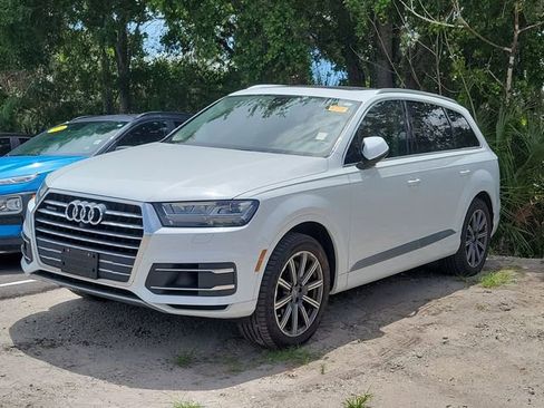 Used 2017 Audi Q7 3.0T Premium Plus w/ Premium Plus Package AWD/4WD image 3