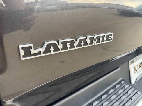 Used 2019 RAM 1500 Laramie image 12