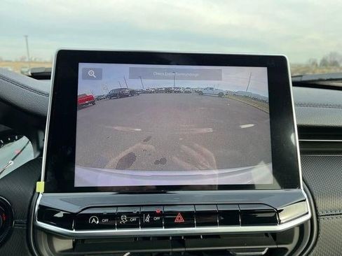 New 2026 Jeep Compass Latitude image 44