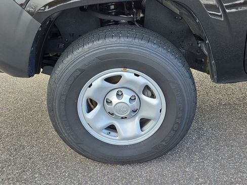 Certified 2023 Toyota Tacoma SR image 30