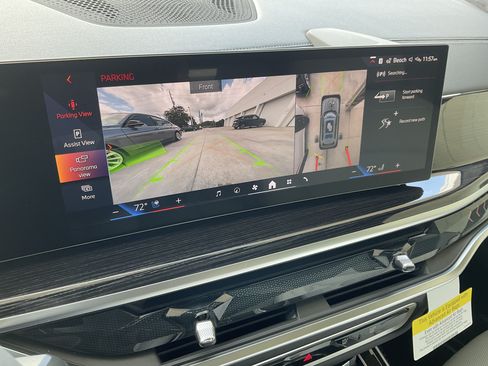New 2027 BMW X7 xDrive40i w/ M Sport Package AWD/4WD image 18