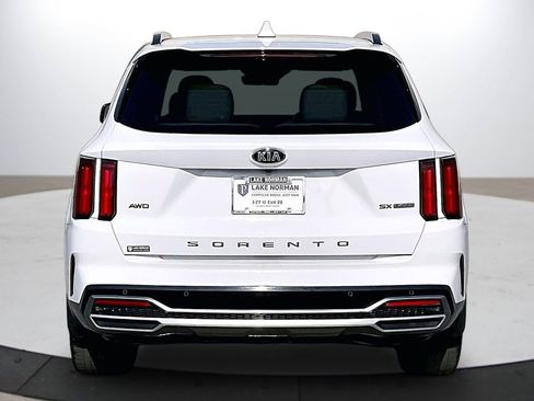 Used 2021 Kia Sorento SX image 8