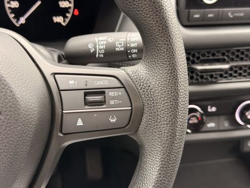 Used 2024 Honda HR-V LX image 24