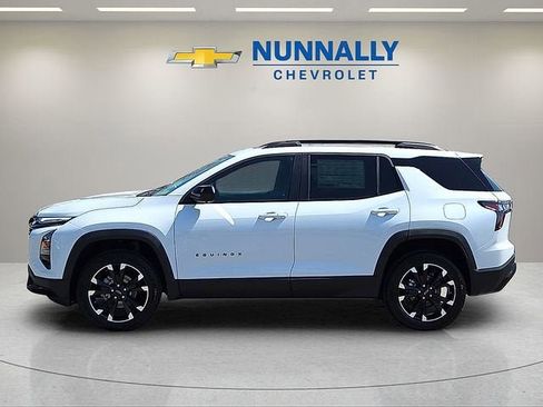 New 2026 Chevrolet Equinox RS w/ Convenience Package III FWD image 2