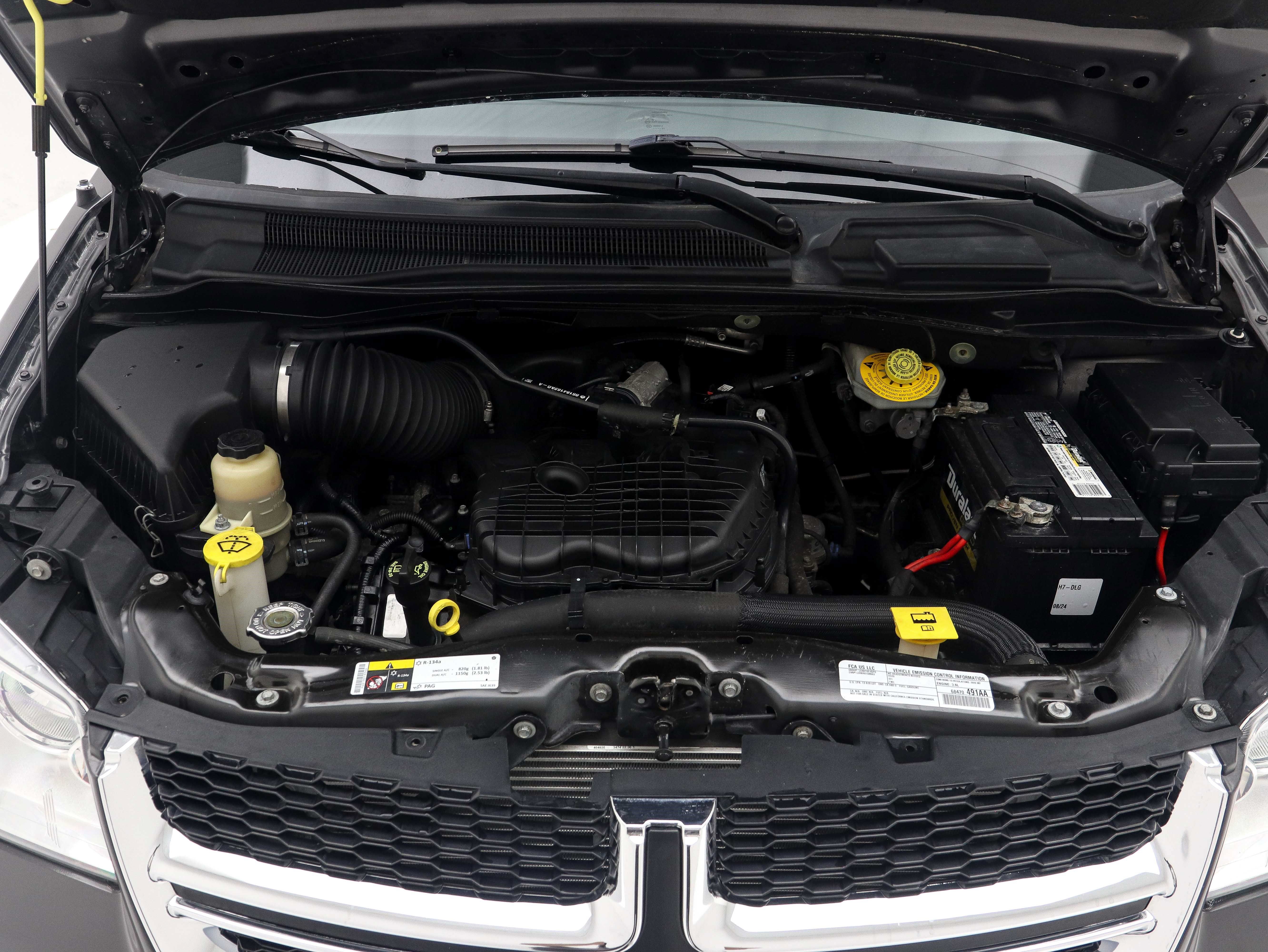 Used 2020 Dodge Grand Caravan SXT FWD image 31