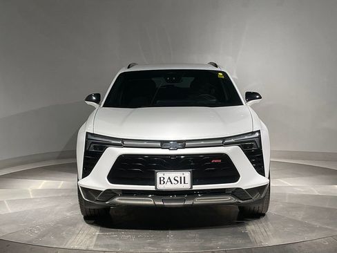 Used 2024 Chevrolet Blazer EV RS image 9