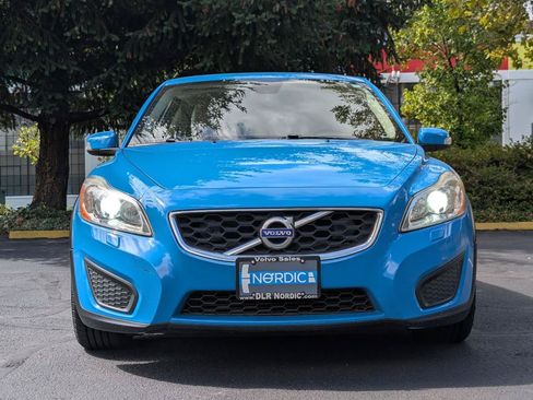 Used 2013 Volvo C30 T5 R-Design FWD image 2