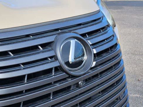 Used 2025 Lexus LX 700h Overtrail image 11