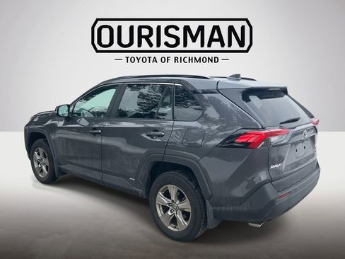 Certified 2024 Toyota RAV4 XLE w/ Convenience Package image 6