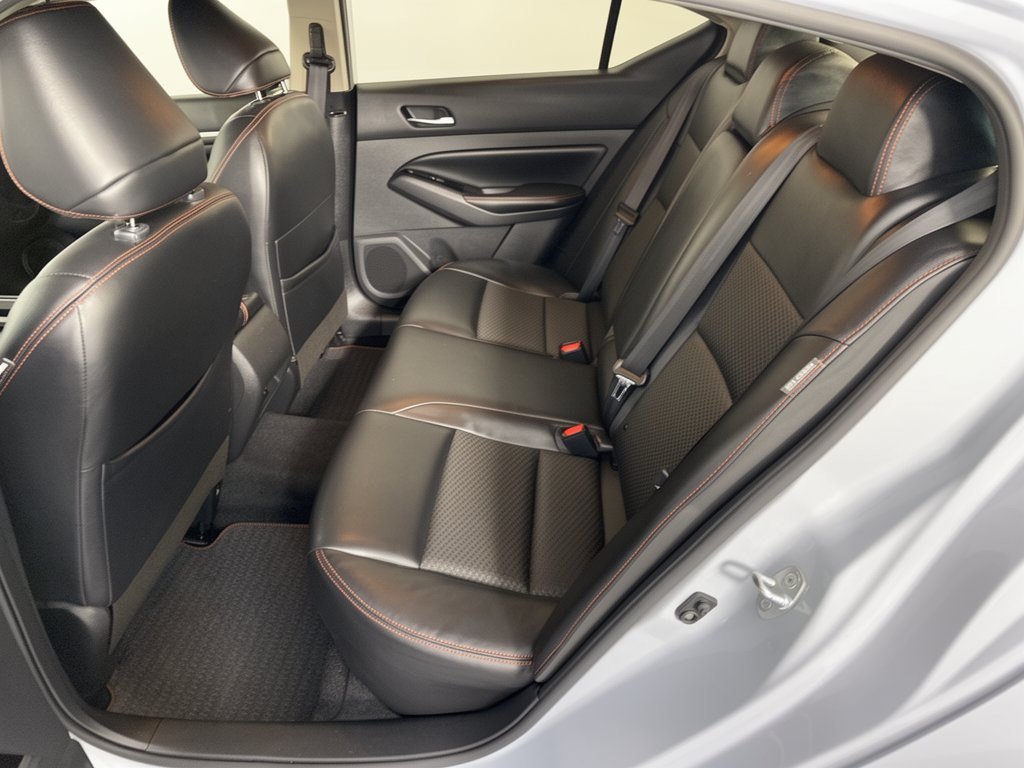 Used 2023 Nissan Altima 2.5 SR FWD image 25