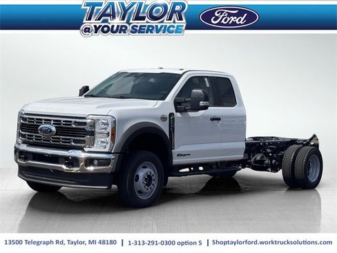 New 2025 Ford F450 XL image 1
