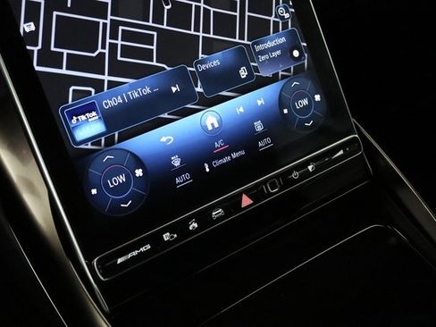 Used 2022 Mercedes-Benz SL 55 AMG 4MATIC image 32