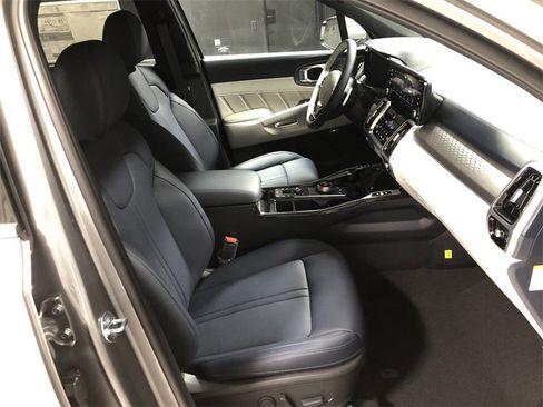 Used 2023 Kia Sorento SX Prestige image 49