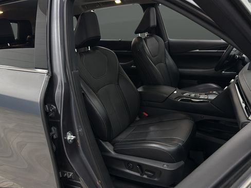 Used 2024 INFINITI QX60 Sensory w/ Vision Package AWD/4WD image 24