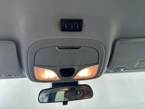 Used 2020 Jeep Cherokee Latitude Plus w/ Cold Weather Group image 24