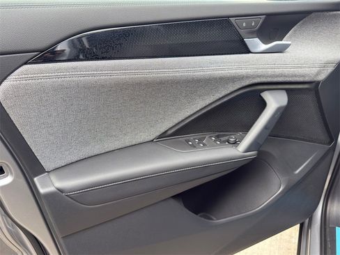 New 2026 Volkswagen Tiguan S image 19