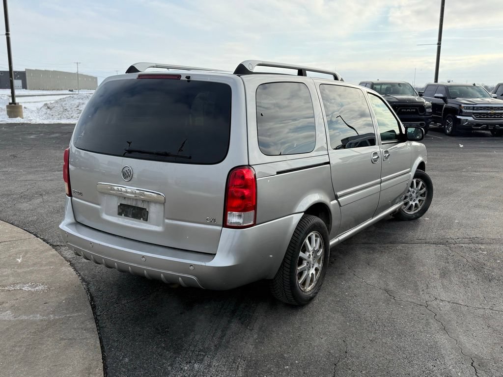 Used 2006 Buick Terraza CXL w/ Driver Confidence Package FWD image 2