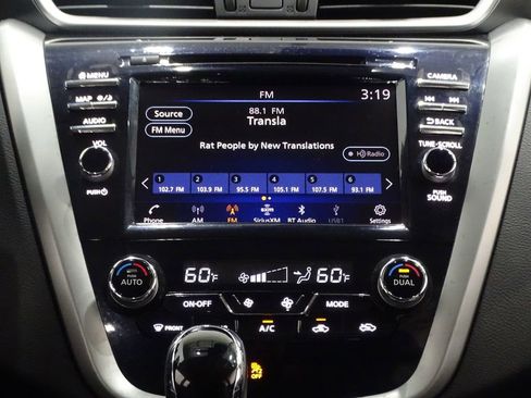 Used 2020 Nissan Murano SL image 32