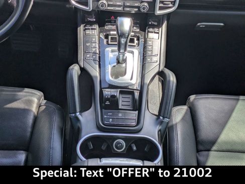 Used 2017 Porsche Cayenne image 20