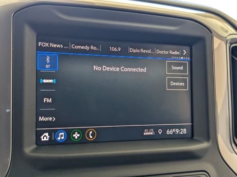 Used 2021 Chevrolet Silverado 1500 Custom w/ Safety Confidence Package image 28