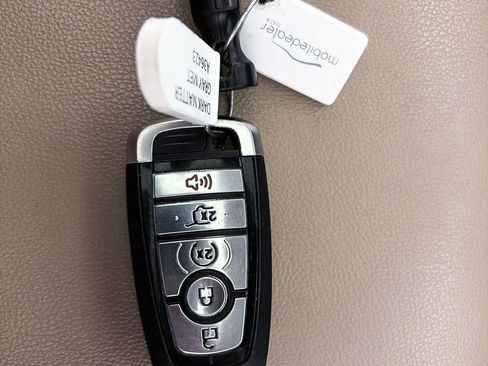 Used 2024 Ford Expedition Limited RWD image 31