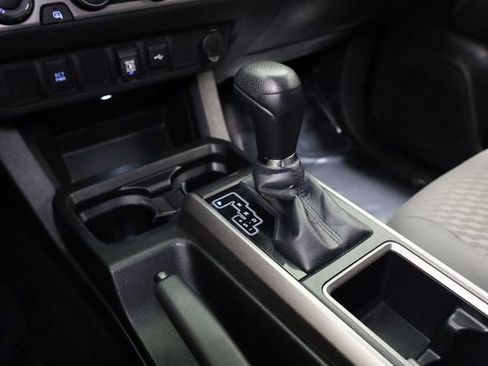 Used 2022 Toyota Tacoma SR5 image 24