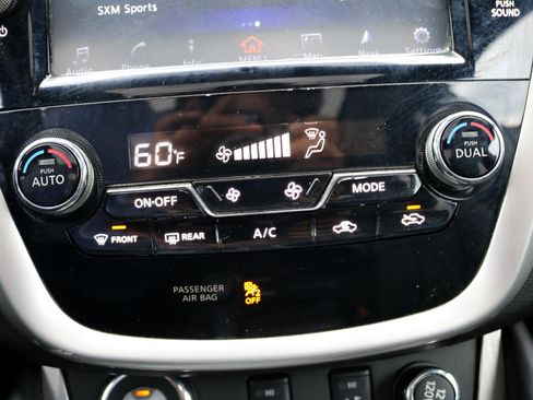 Used 2015 Nissan Murano SL w/ SL Technology Package image 29