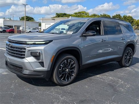 New 2026 Chevrolet Traverse LT w/ Sun and Wheel Package image 3