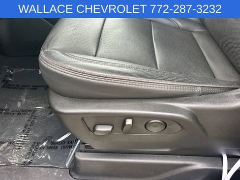 Used 2023 Chevrolet Tahoe High Country AWD/4WD image 16