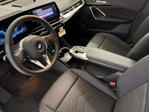 New 2026 BMW X2 xDrive28i w/ Convenience Package image 4